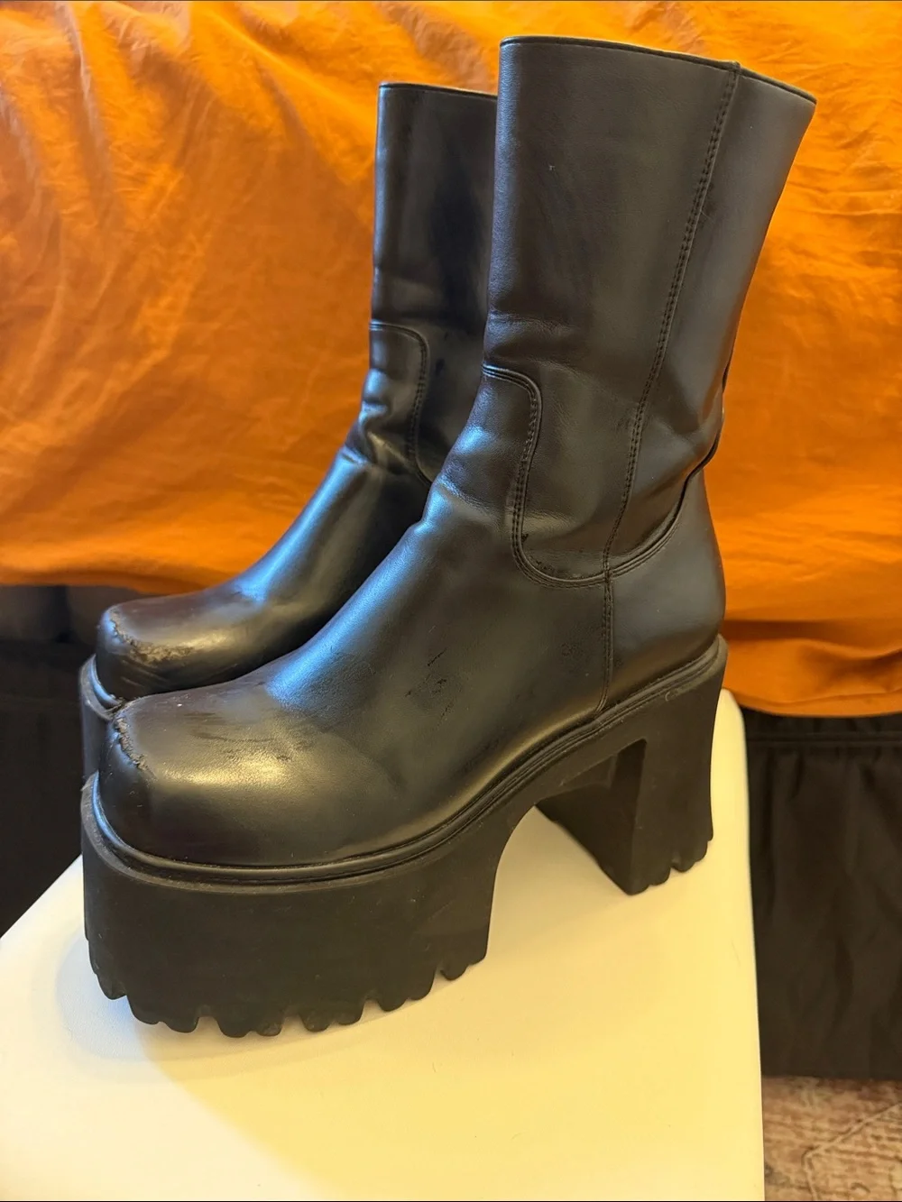 Lamoda Black Platform mid shin - Women 8